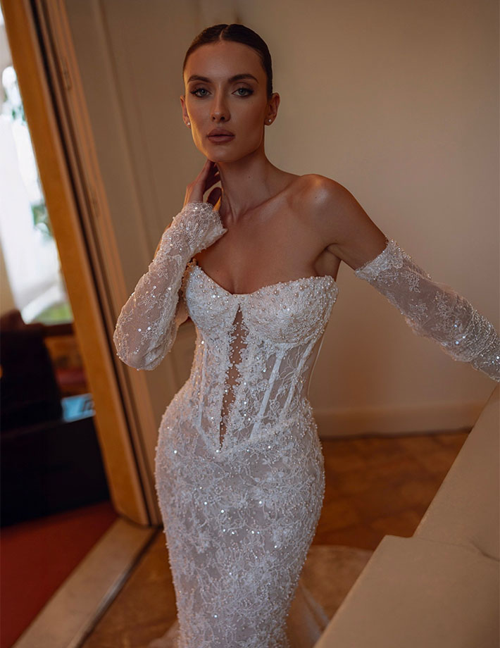 COLLECTION SEVEN STORIES